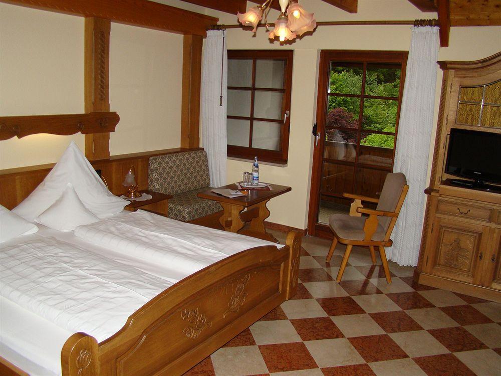 Hotel Hirsch Bad Peterstal-Griesbach Eksteriør bilde