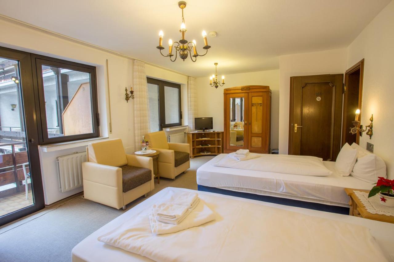 Hotel Hirsch Bad Peterstal-Griesbach Eksteriør bilde